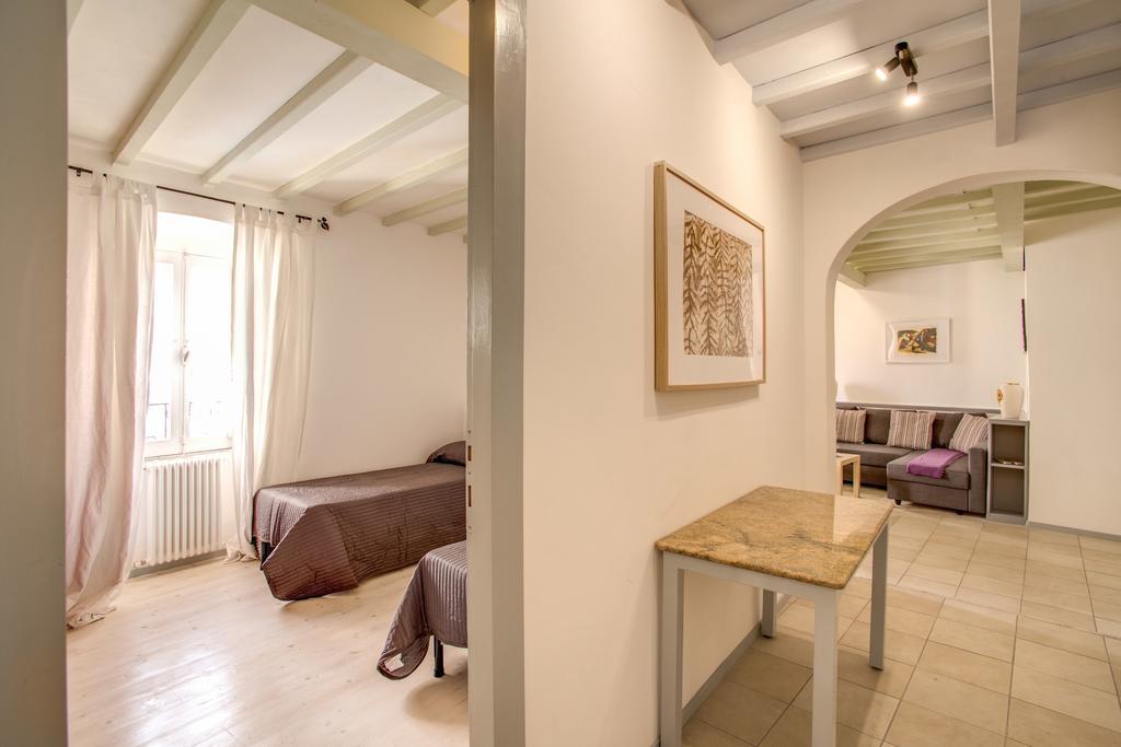 Three Bedroom Apartment Campo Dei Fiori Рим Экстерьер фото